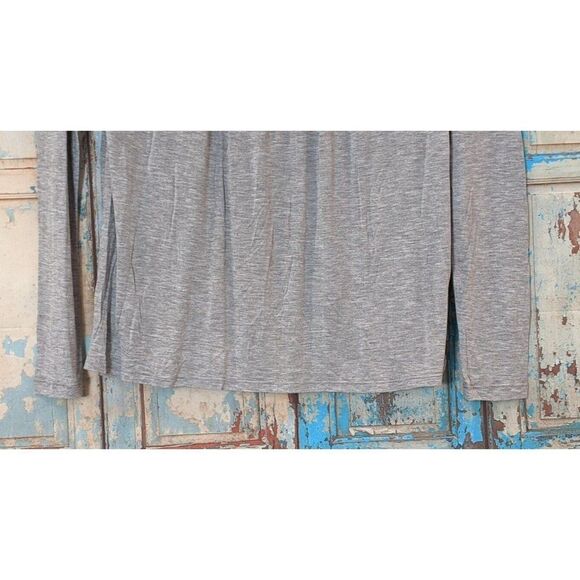 Lamade Womens Size Small Gray Long Sleeve Round Neck Open Back Pullover Top - Picture 3 of 8